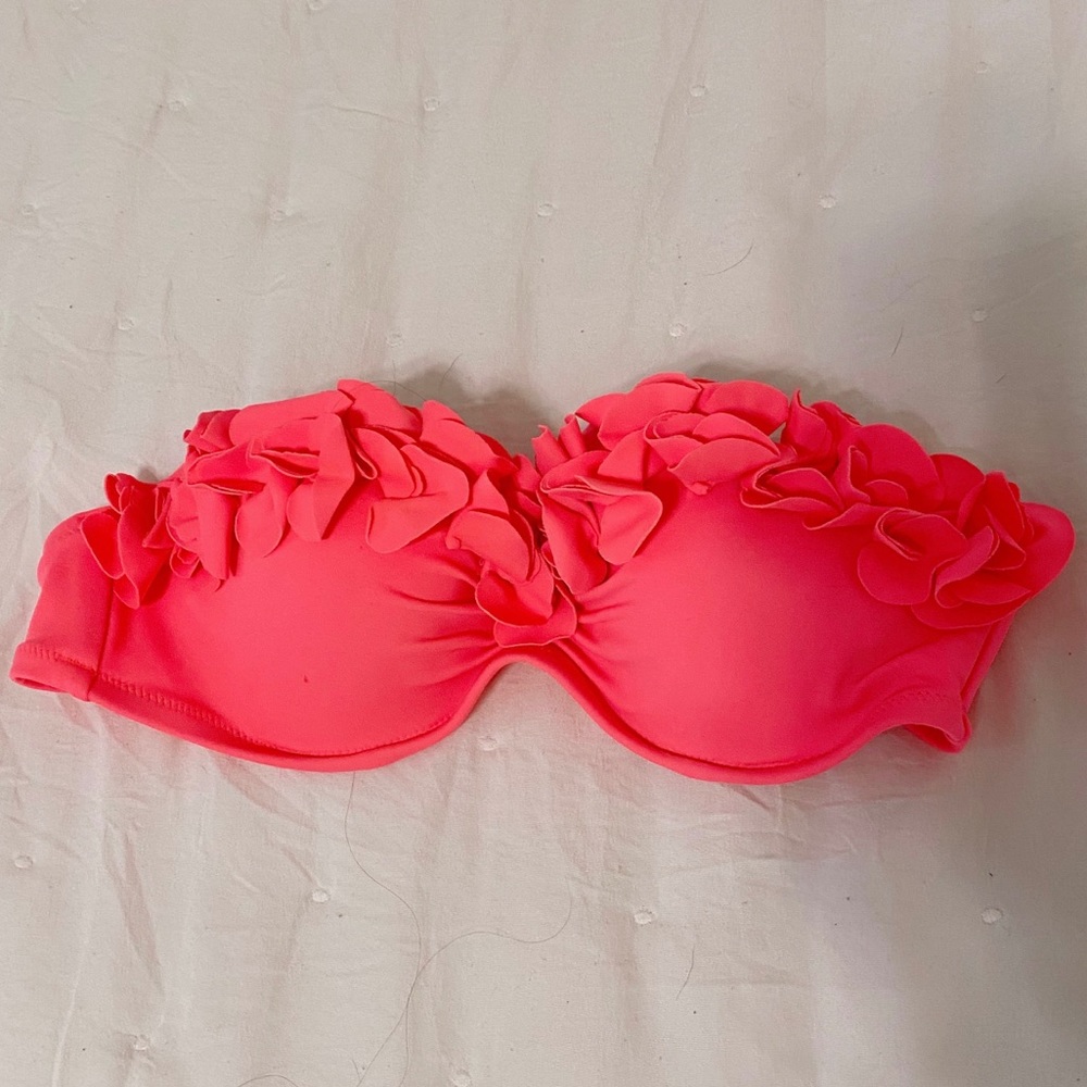 Victoria’s Secret bathing suit top